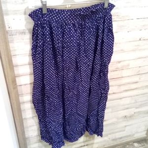 America Perry Ellis women's skirt.   Box 26